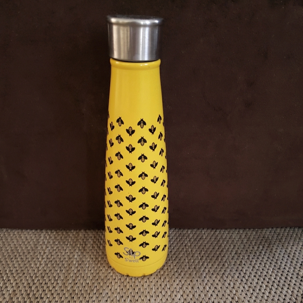 Sip by S’well bumblebee Water bottle